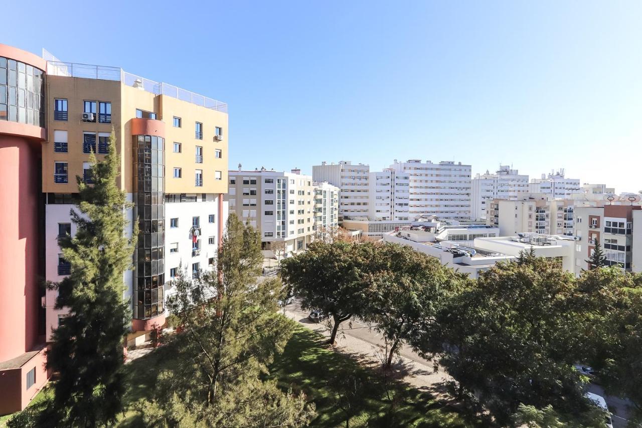 Lisbon Flower 360º - Your Lovely Flat With Pool And Parking Exterior foto